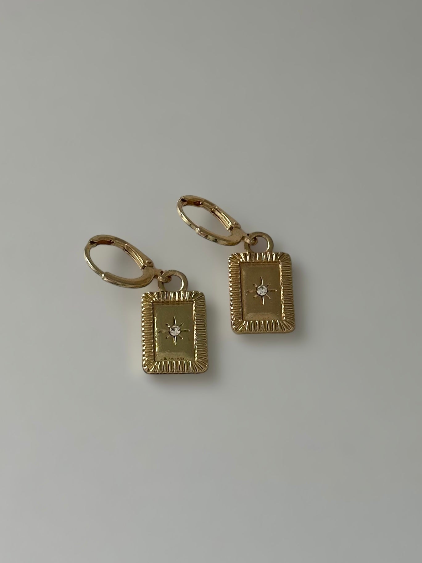 Golden Shine Tarot Earrings | Gold