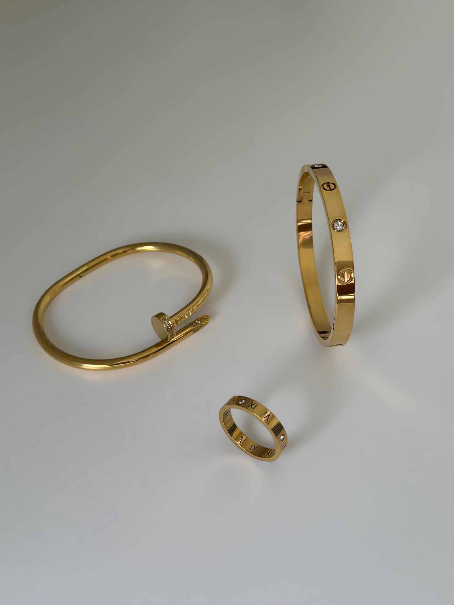 Roman Numeral Ring | Gold